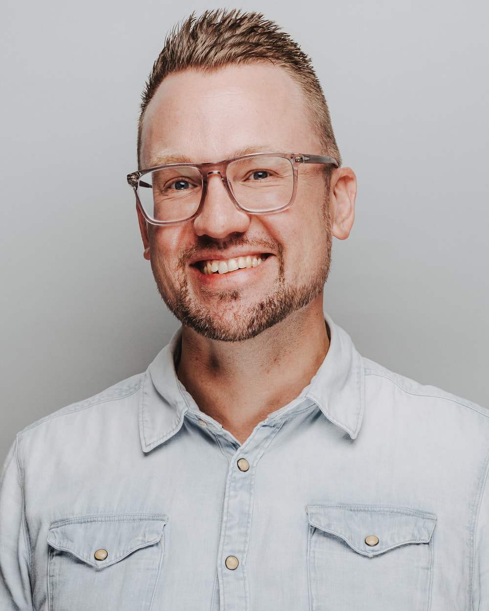 Porträt von Malte Bischoff, Gründer von Kuvio3D